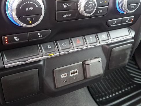 Used 2022 GMC Sierra 1500 SLE AWD/4WD image 23