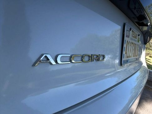 Used 2023 Honda Accord EX image 17