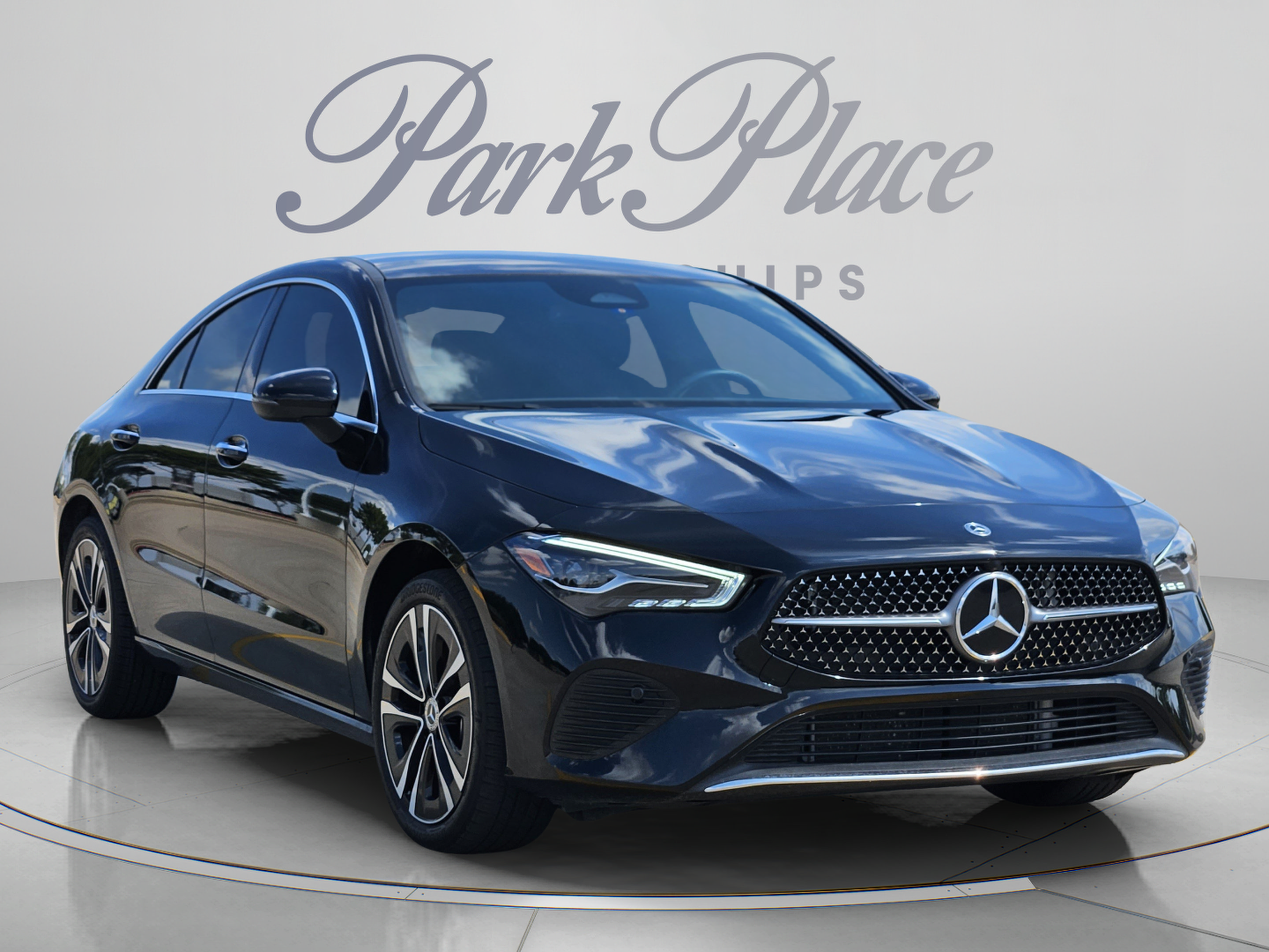 Used 2025 Mercedes-Benz CLA 250 image 4