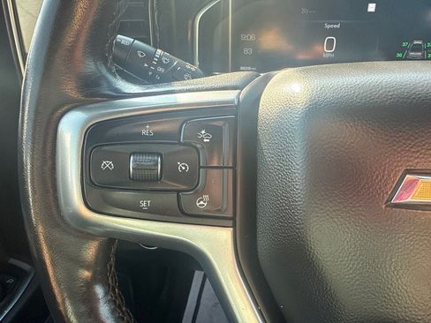 Used 2022 Chevrolet Silverado 1500 LT w/ Convenience Package II AWD/4WD image 19