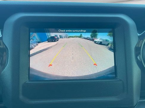 Used 2022 Jeep Wrangler Unlimited Sport AWD/4WD image 37