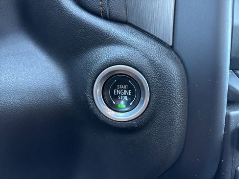 Used 2021 GMC Sierra 1500 AT4 image 18