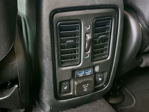 Used 2025 Dodge Durango R/T AWD/4WD image 13