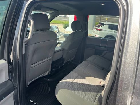 Used 2018 Ford F150 XLT w/ Equipment Group 302A Luxury AWD/4WD image 26