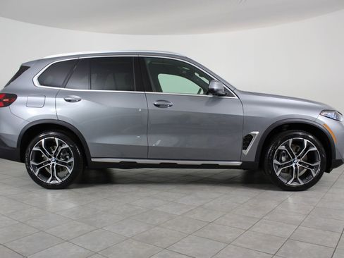 New 2026 BMW X5 xDrive40i w/ Climate Comfort Package image 8