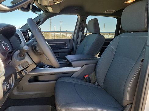 Used 2025 RAM 3500 Big Horn image 12