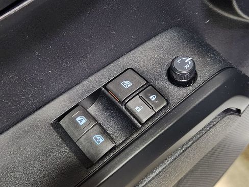 Used 2020 Toyota Tacoma SR RWD image 41
