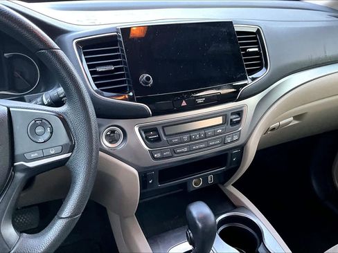 Used 2019 Honda Pilot EX image 7