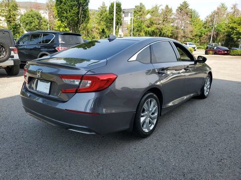 Used 2018 Honda Accord LX image 4