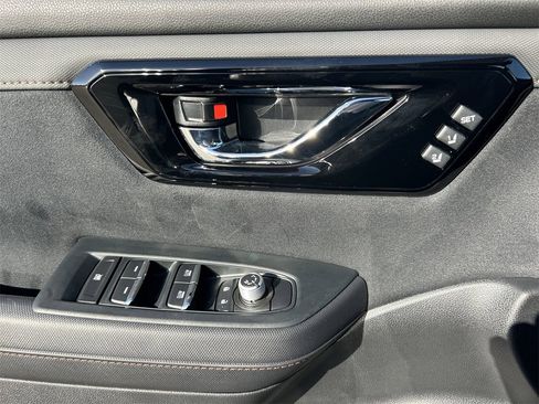 New 2025 Subaru Forester Touring image 17