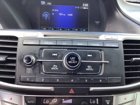Used 2014 Honda Accord LX image 21