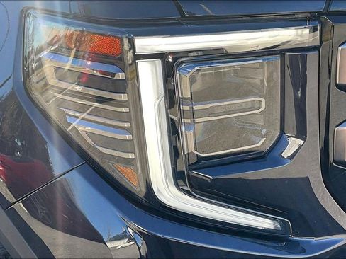 Used 2024 GMC Sierra 1500 AT4X image 33