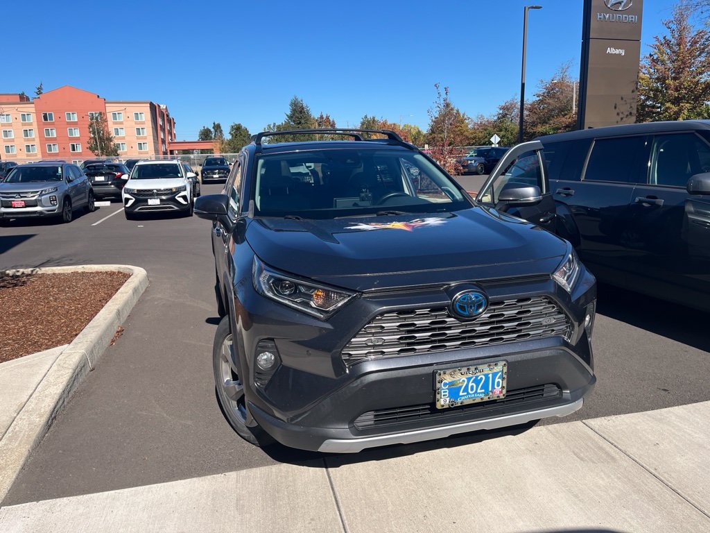 Used 2020 Toyota RAV4 Limited w/ All Weather Liner Package AWD/4WD image 3