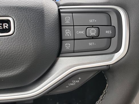 New 2026 Jeep Grand Wagoneer 4WD image 21