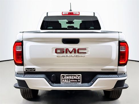 Used 2024 GMC Canyon Elevation image 5
