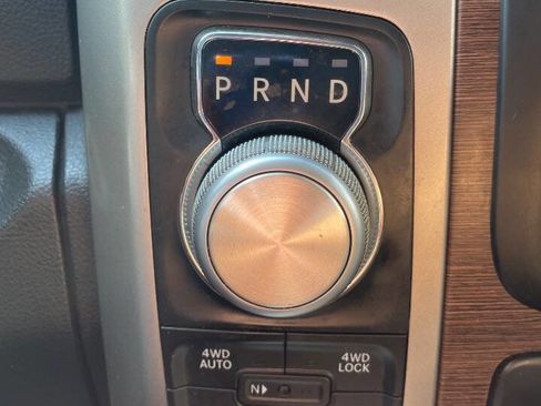 Used 2017 RAM 1500 Laramie w/ Convenience Group image 27