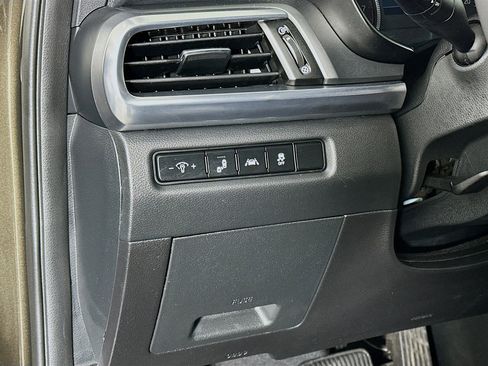 Used 2022 Kia Telluride S FWD image 17