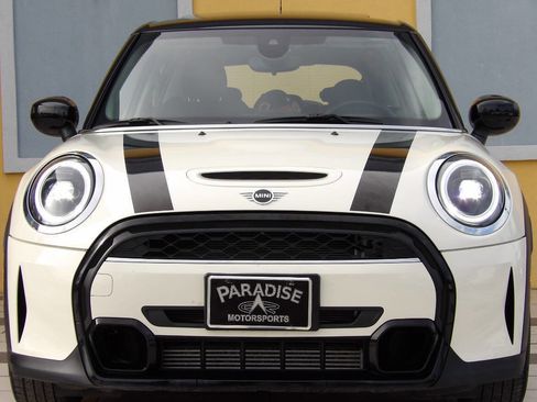 Used 2022 MINI Cooper S image 2
