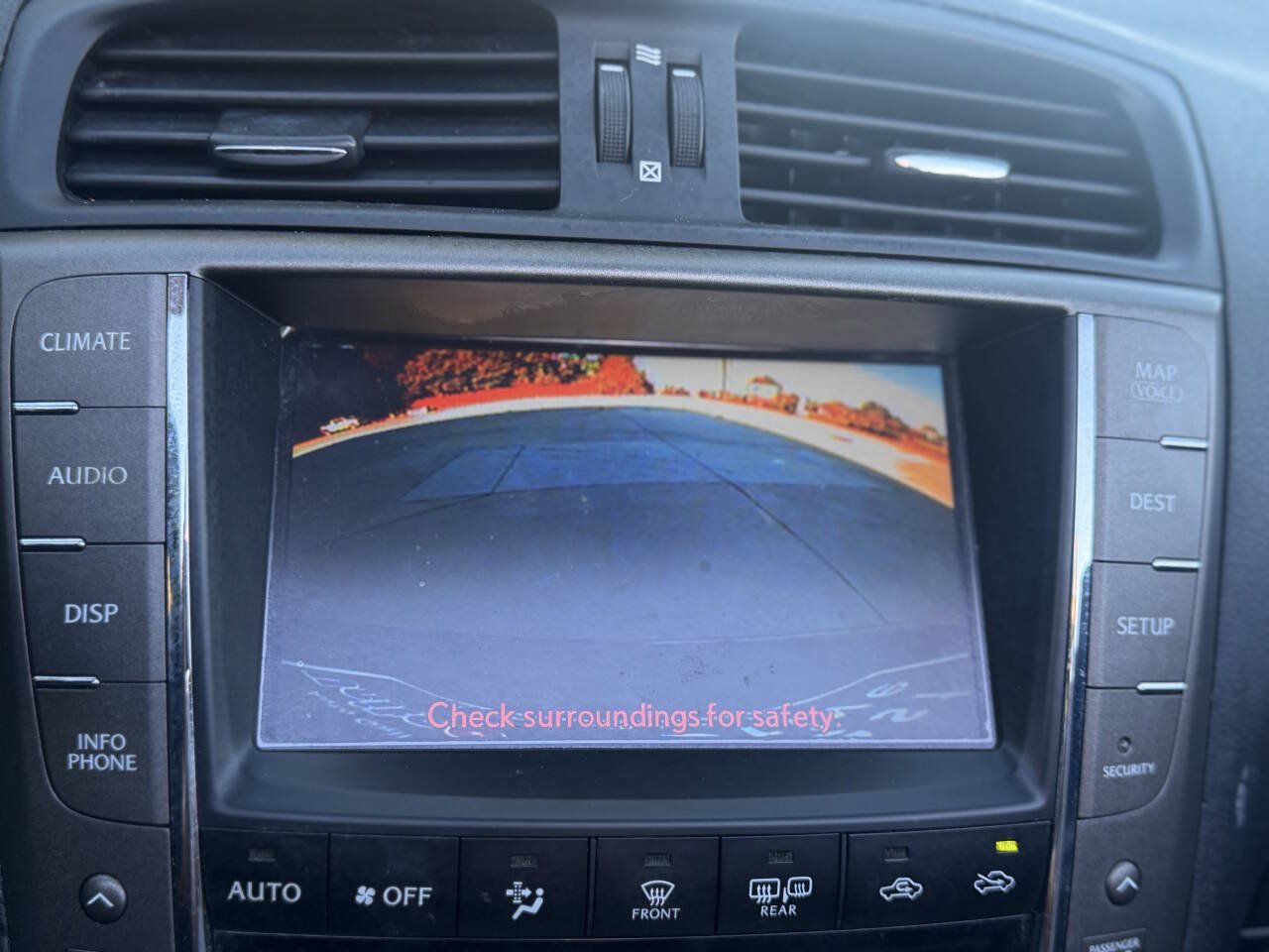 Used 2010 Lexus IS 250C w/ Luxury Pkg RWD image 14