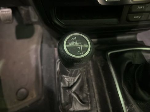 Used 2022 Jeep Wrangler Sport AWD/4WD image 28