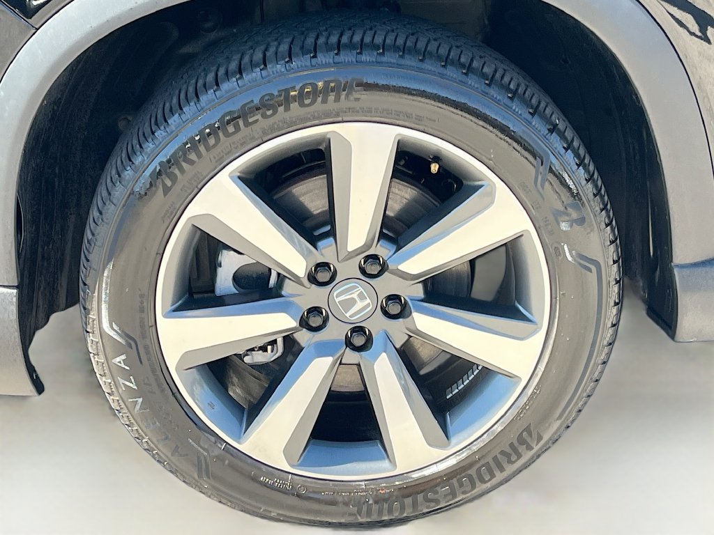 Used 2025 Honda Pilot Elite image 34