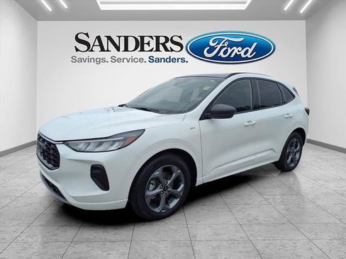 Used 2024 Ford Escape ST-Line w/ Tech Pack #1 image 5