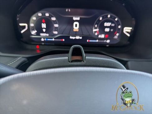 Used 2023 GMC Yukon Denali Ultimate w/ LPO, Floor Liner Package image 17