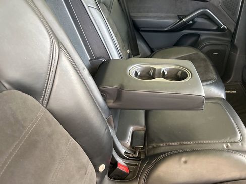 Used 2016 Porsche Cayenne GTS image 32