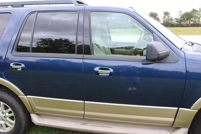 Used 2011 Ford Expedition XLT w/ 203A Rapid Spec Order Code AWD/4WD image 8