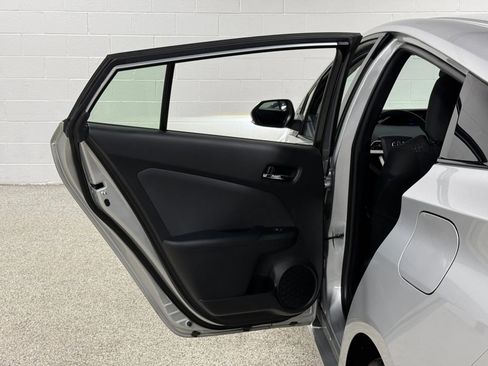 Used 2017 Toyota Prius Two image 58