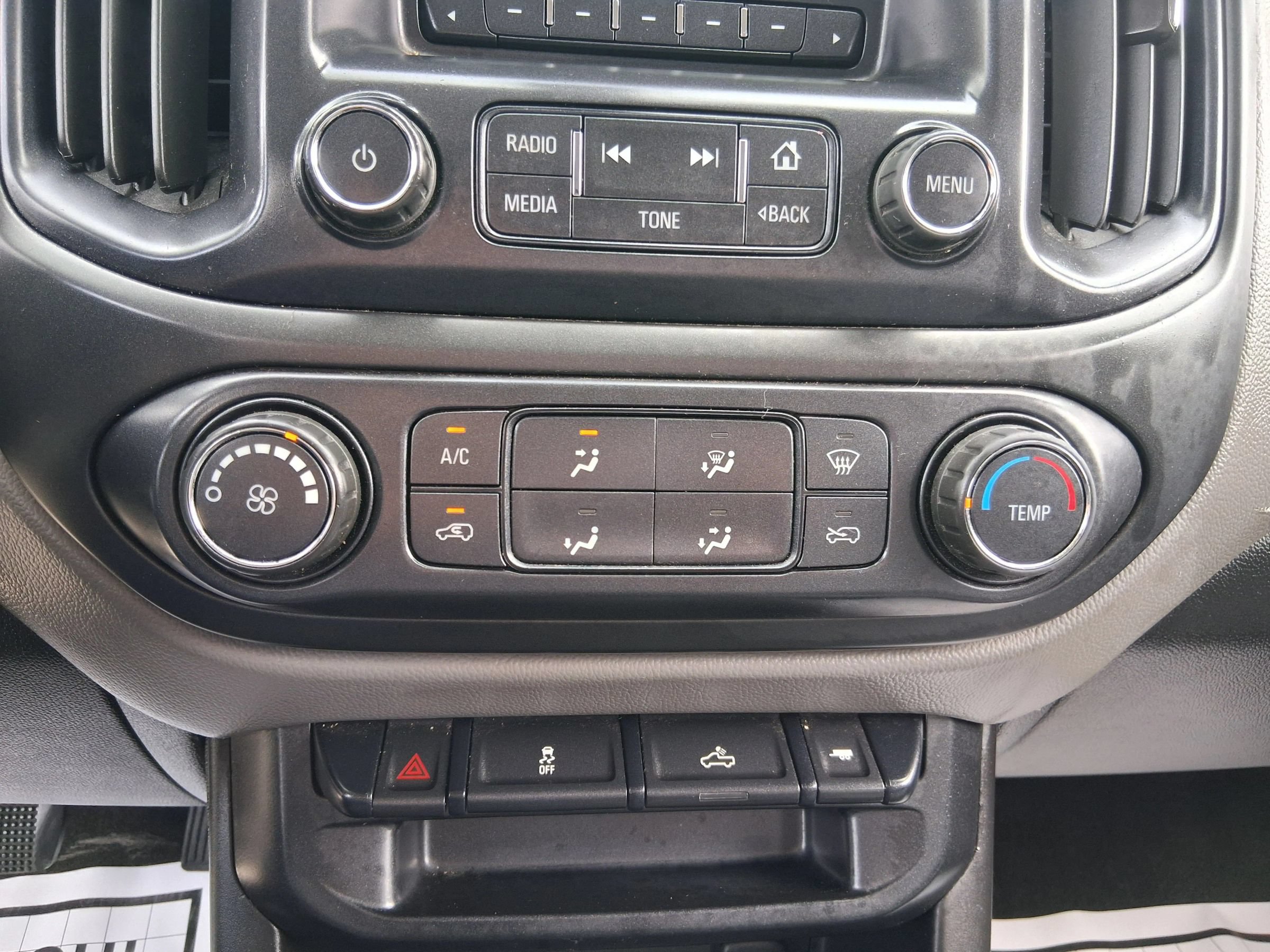Used 2015 Chevrolet Colorado W/T w/ WT Convenience Package AWD/4WD image 43