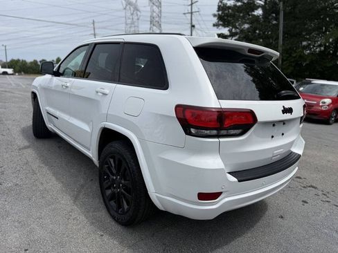 Used 2019 Jeep Grand Cherokee Altitude RWD image 7