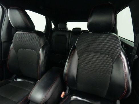 Used 2024 Ford Escape ST-Line w/ Equipment Group 301A FWD image 16