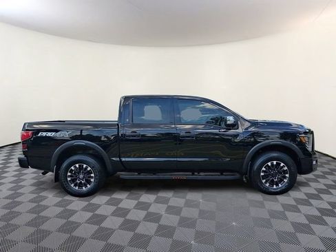 Used 2021 Nissan Titan PRO-4X w/ Pro-4x Convenience Package AWD/4WD image 8