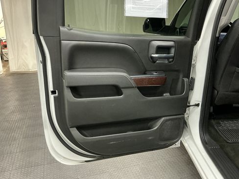 Used 2016 GMC Sierra 1500 SLE w/ SLE Value Package AWD/4WD image 24