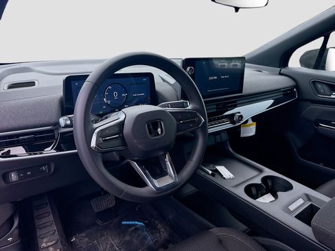 New 2026 Honda Prologue EX image 9
