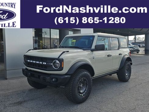 New 2025 Ford Bronco Big Bend w/ Black Diamond Package AWD/4WD image 1