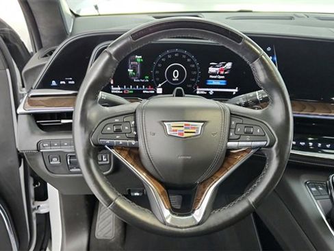 Used 2021 Cadillac Escalade Premium Luxury Platinum w/ Heavy-Duty Trailer Package image 14