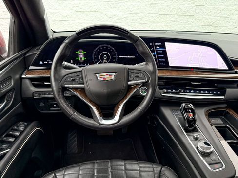 Certified 2023 Cadillac Escalade Sport Platinum image 36