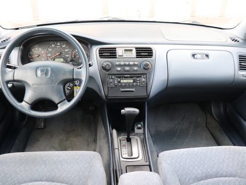 Used 2001 Honda Accord LX image 24