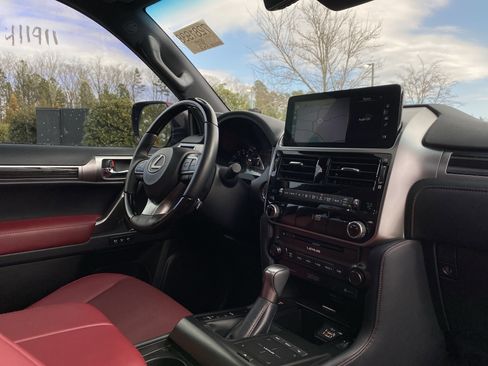 Used 2023 Lexus GX 460 Premium image 6