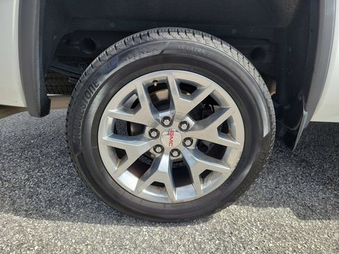 Used 2018 GMC Sierra 1500 SLT AWD/4WD image 5