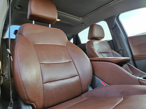 Used 2017 Chevrolet Malibu Premier w/ Premier Sun and Wheel Package image 16