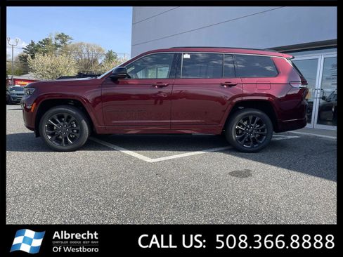 New 2026 Jeep Grand Cherokee L Limited AWD/4WD image 2