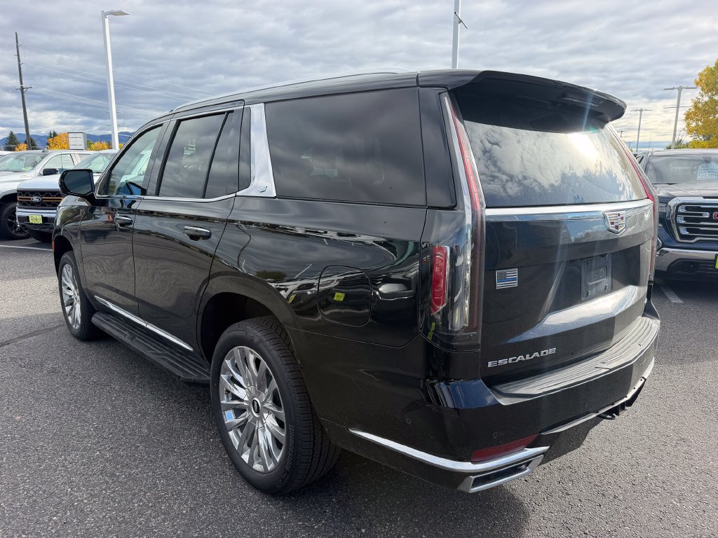 Used 2022 Cadillac Escalade Premium Luxury w/ Touring Package AWD/4WD image 3