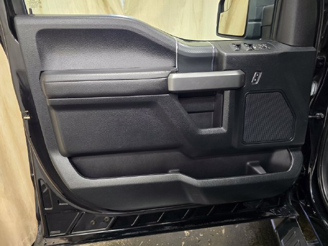 Used 2019 Ford F150 XLT w/ Equipment Group 302A Luxury AWD/4WD image 14