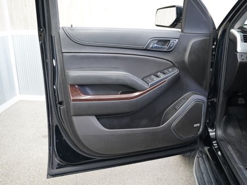 Used 2019 GMC Yukon XL SLT image 27