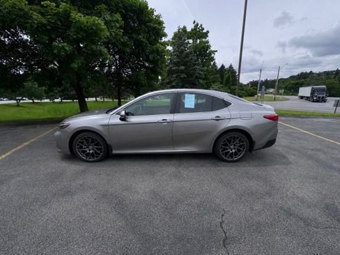 Certified 2025 Toyota Camry XLE w/ Premium Plus Package AWD/4WD image 6