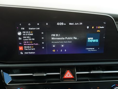 Certified 2024 Kia Niro Wind w/ Wind Preserve Package FWD image 22