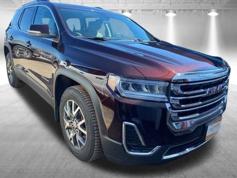 Used 2021 GMC Acadia SLE w/ Driver Convenience Package image 3